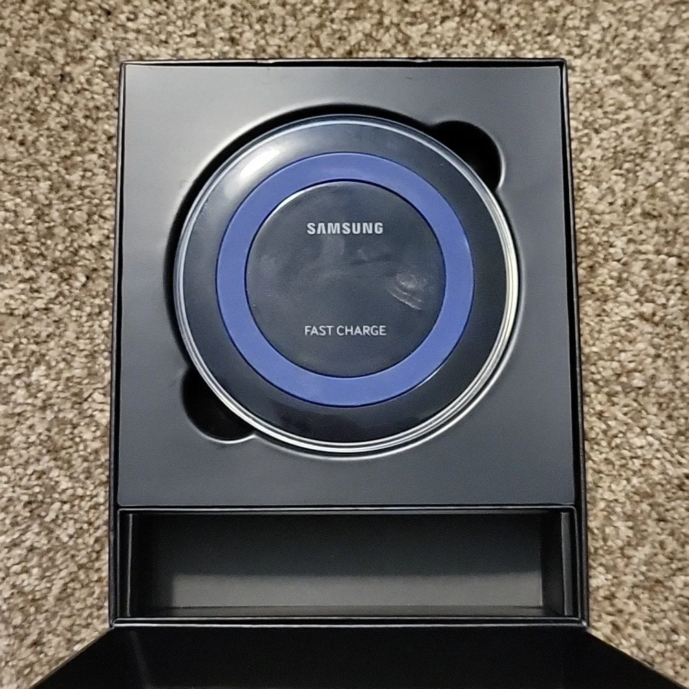 Samsung wireless charging pad
